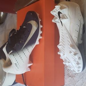 Nike vapor  untouchable cleats